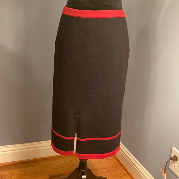Embroidered Sweater Skirt - Picture 3 of 6